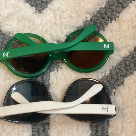 Janie and Jack accessories 2 sunglasses and 2 bonnets hat 2T to 3T - Picture 7 of 8